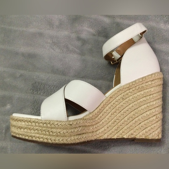 Lisa Vicky Gemi White Platform Espadrille Wedges Size 9M - Picture 9 of 12